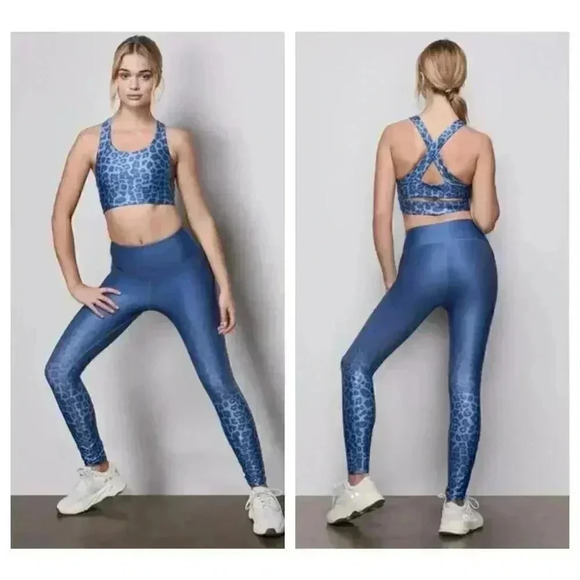 Good American The Core Strength Legging - Picture 1 of 14